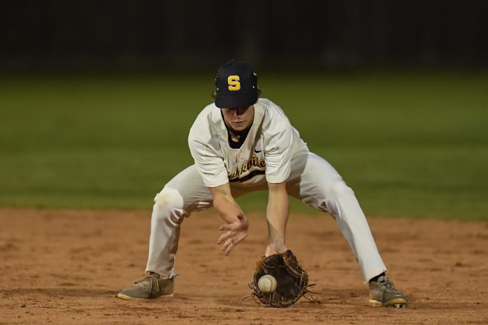 SUN_8744-DeNoiseAI-low-light